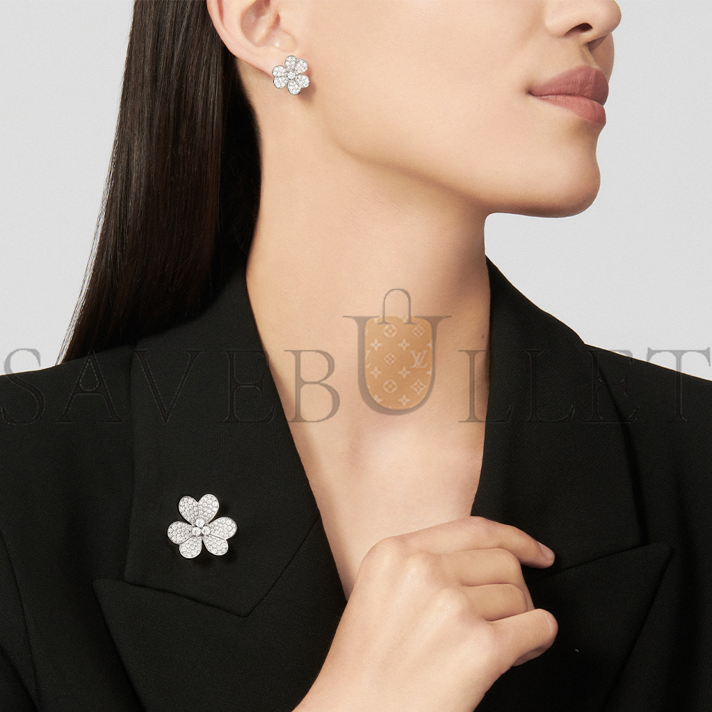 v*n cl*f arpels frivole earrings, small model - white gold, Di*m*nd  vcarb65800